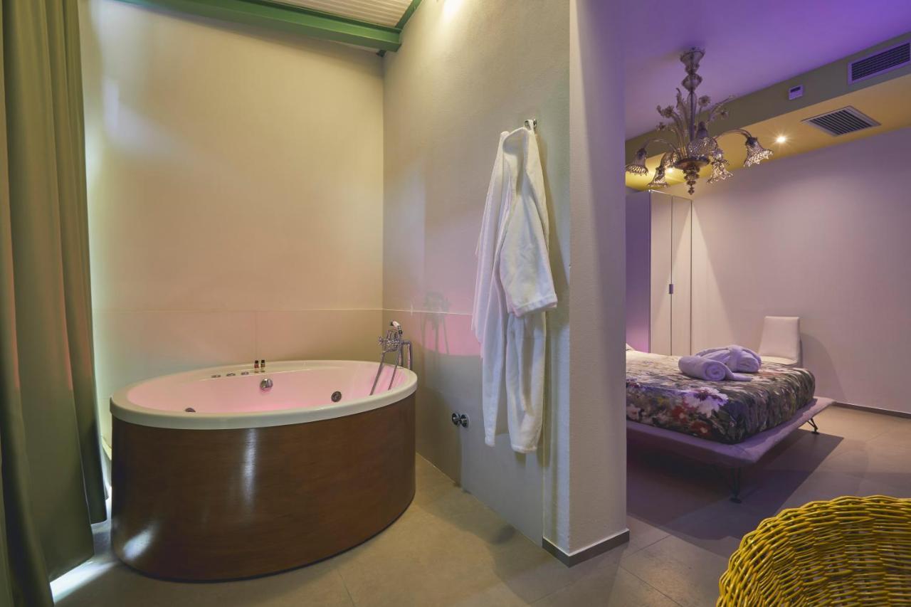 Le Stagioni Luxury Suite Forli Luaran gambar